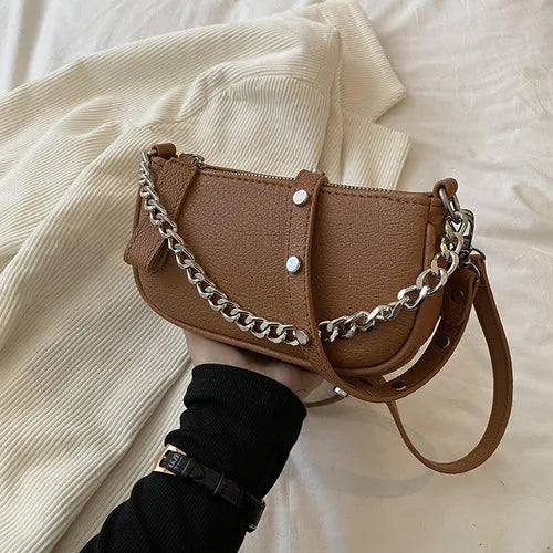 Women Crossbody Bag Adjustable Shoulder Messenger Bag Winter Handbag with Chain