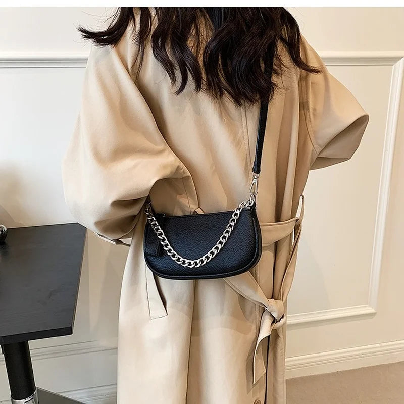 Women Crossbody Bag Adjustable Shoulder Messenger Bag Winter Handbag with Chain