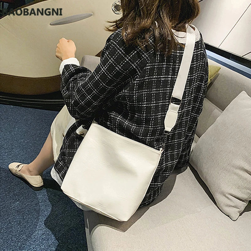 Women Crossbody Bag PU Leather Wide Strap Bucket Shoulder Bags