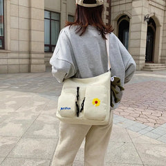 Women Daisy Cartoon Messenger Bag Cell Phone Crossbody Shoulder Bag