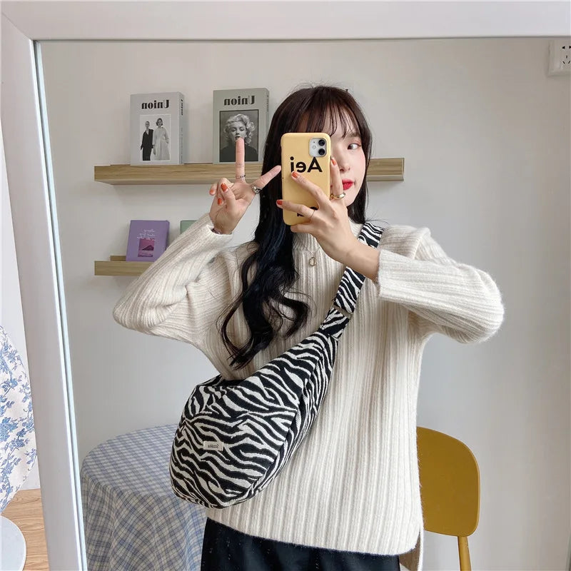 Women Dumpling Buns Bag Retro Pattern Shoulder Crossbody Hobo Bag