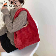 Soft Plush Niche Shopper Bag Fluffy Furs Rhombus Pattern Portable Solid