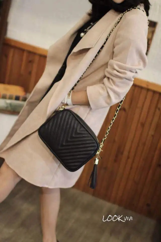 Women's Chain Messenger Bag Tassel Shoulder Bag V Quilted Crossbody Bag