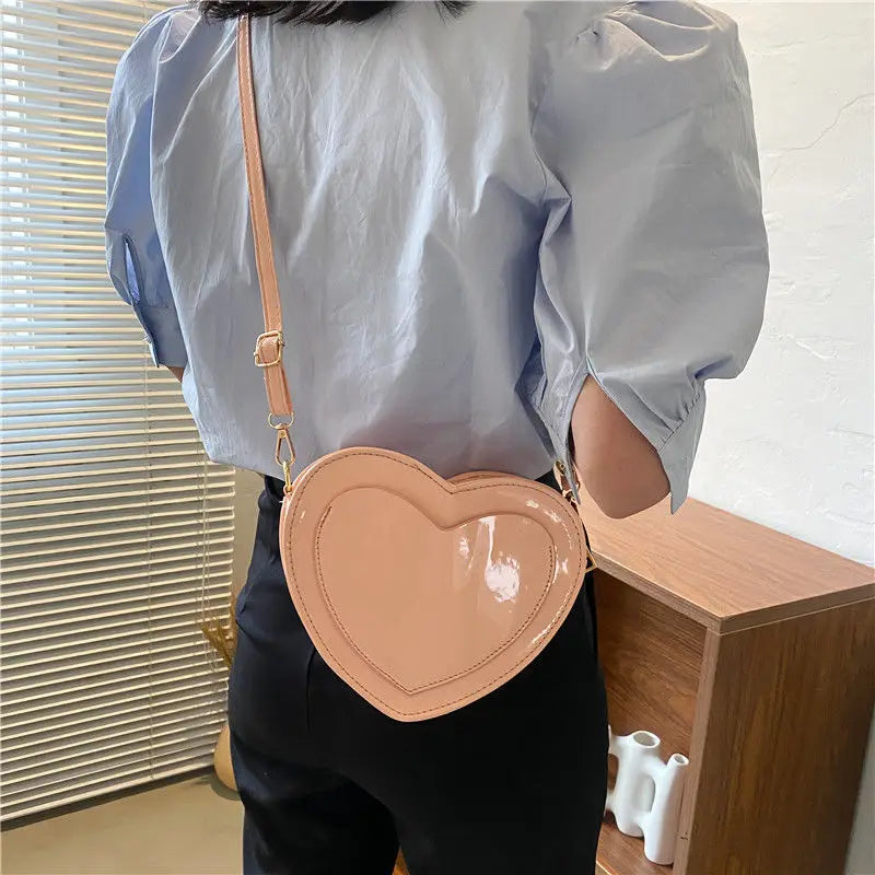 Women Heart-shaped Crossbody Bags Small Shoulder Bags Ladies Evening Clutch