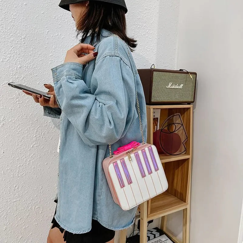 Women High Handbags Messenger Bag Waterproof Cloth Bag Good Diagonal Bag