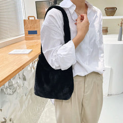 Women Love Heart Shoulder Bags Plush Winter Handbags