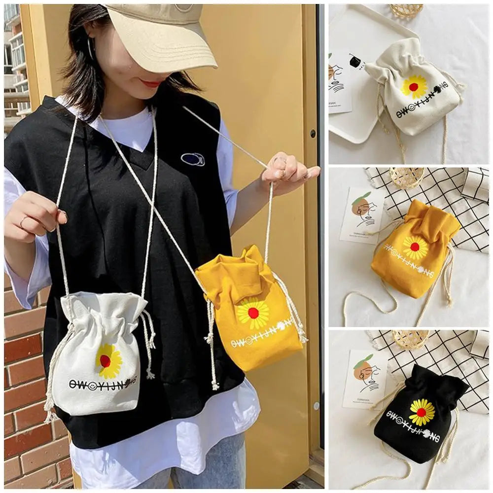 Women Canvas Messenger Bag Daisy Shoulder Bag Student Fairy Crossbody Bag