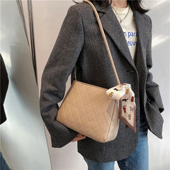 Women Messenger Bags Leather Tassel Handbags Vintage