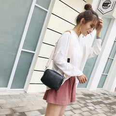 Women Messenger Bags PU Leather Flap Phone Pouch Wide Strap Crossbody Bag