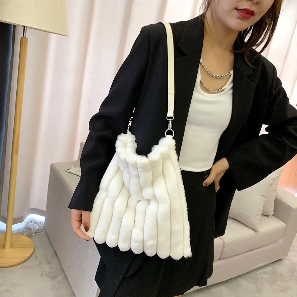 Women Plush Shopping Bags Heart Print Shoulder Bag