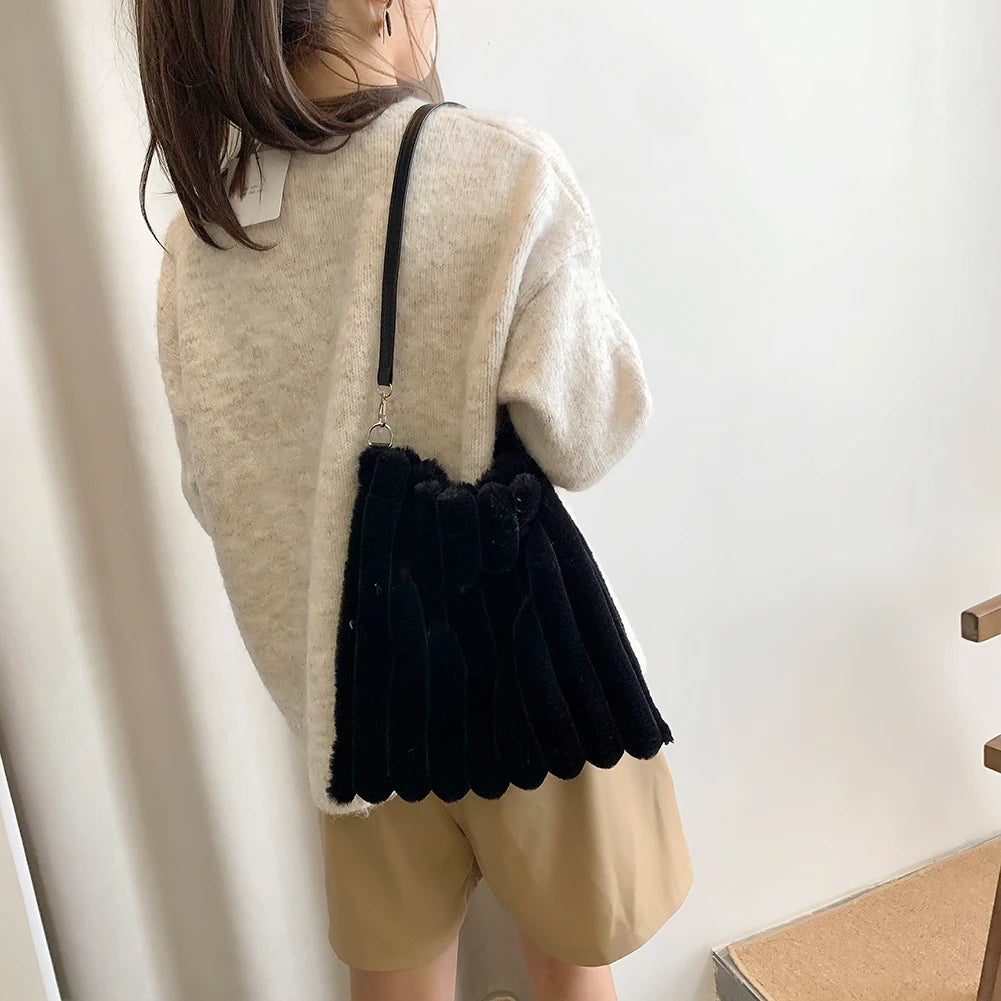 Women Plush Shopping Bags Heart Print Shoulder Bag