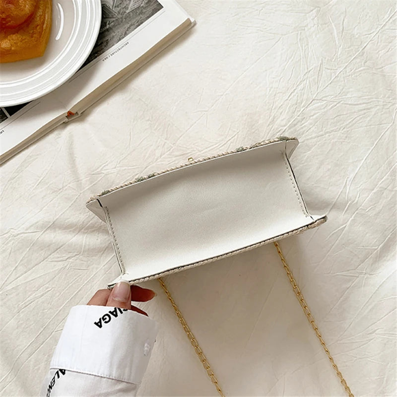Women Straw Shoulder Bag Retro Flower Woven Chain Messenger Tote Handbag