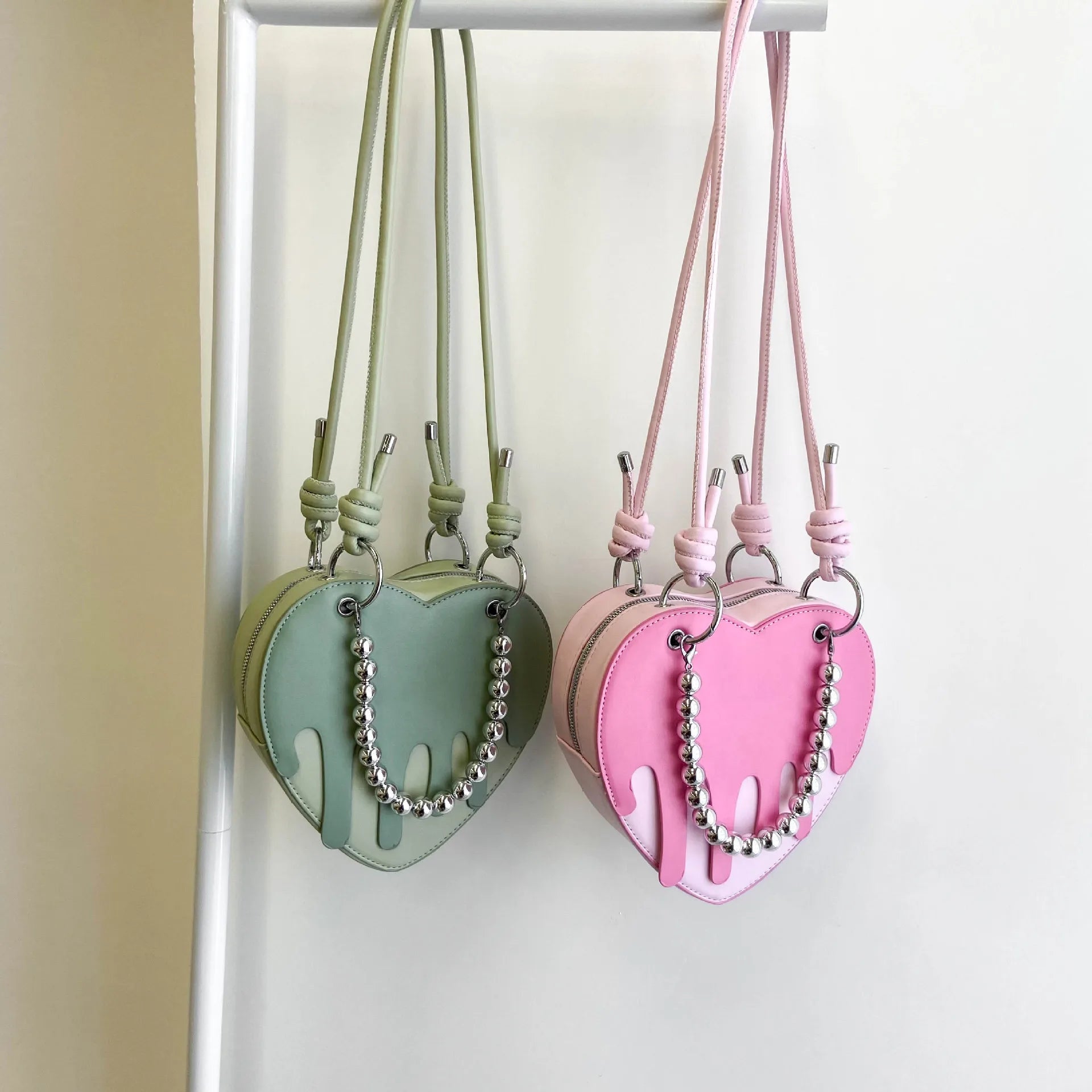 Heart Shape Shoulder Bag Women Chain Crossbody Bag Ladies Purse Clutch