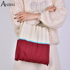 Women Shoulder Bag Knitted Colour Blocking Pleated Handbag