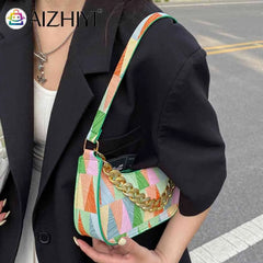 Colorful Triangle Printed Small Shoulder Bag with Thick Chain for Travel