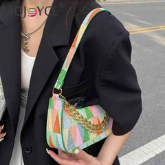 Colorful Triangle Printed Shoulder Bag with Thick Chain for Travel