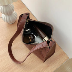 PU Leather Lattice Crescent Shoulder Bag Embroidered Thread Handbag