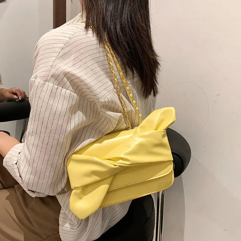 Women Shoulder Bag with Chains and Pearls Crossbody Bag