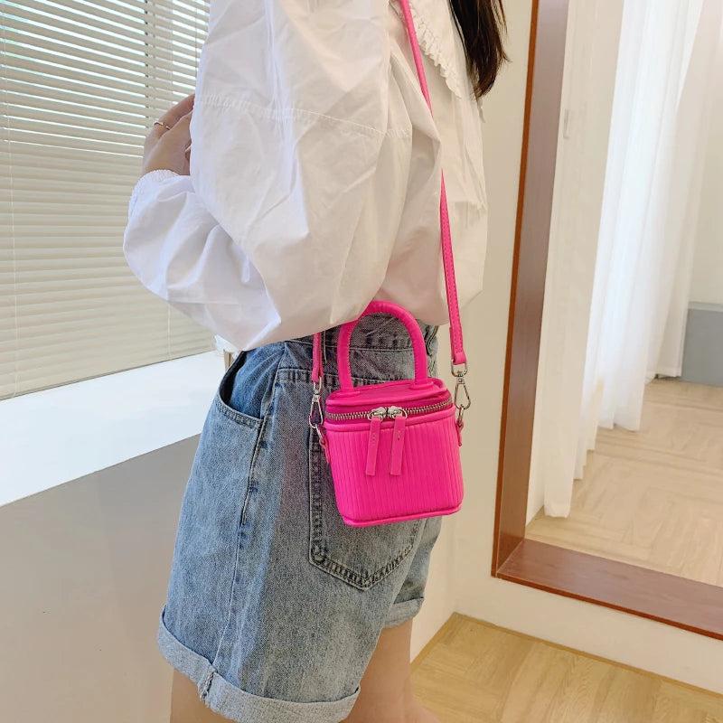 Women Small Crossbody Handbags Mobile Phone Bucket Bag For Coin ID Card Money