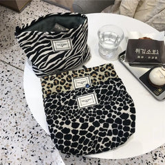 Animal Print Makeup Bag Lightweight Cosmetic Organizer Zipper Handbag