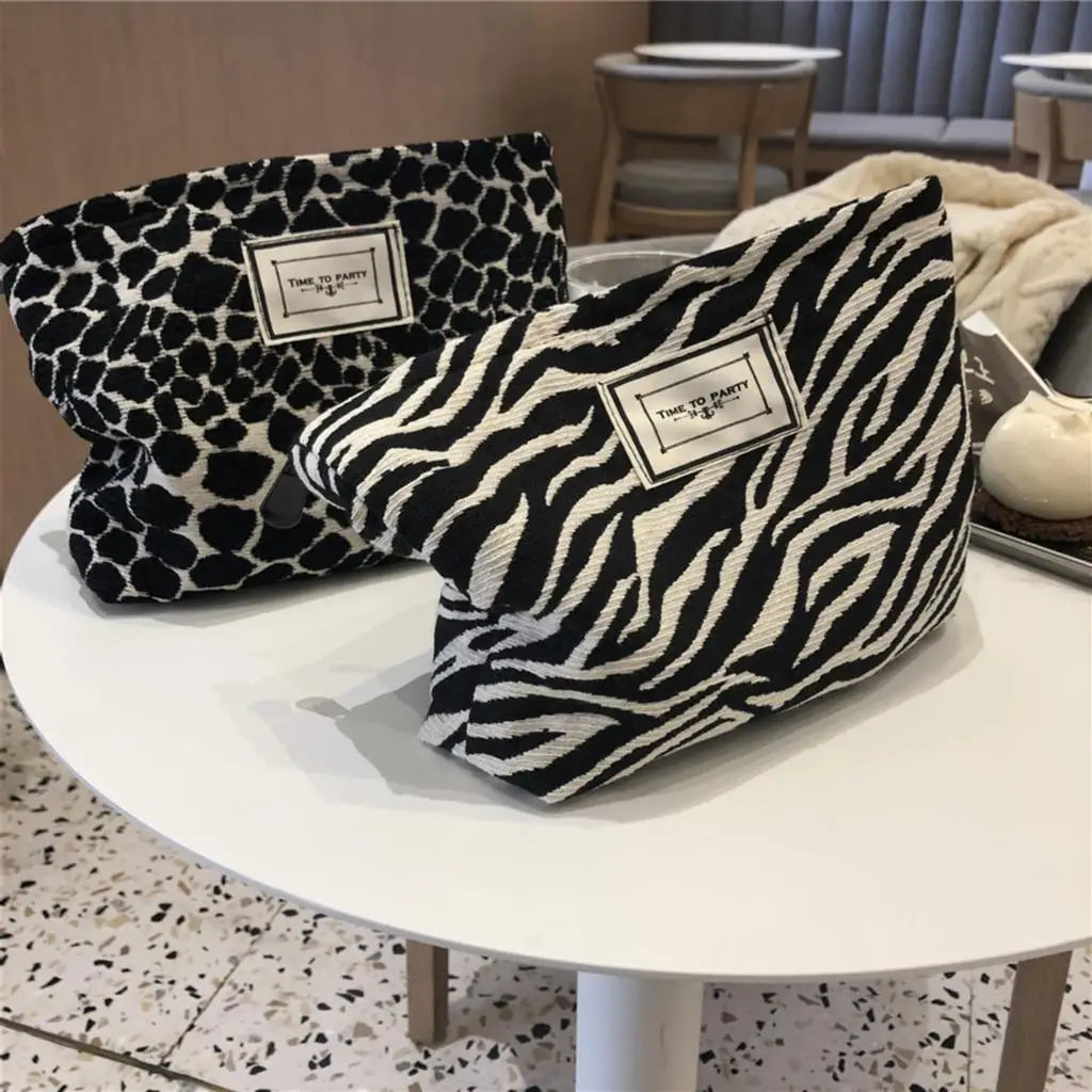 Animal Print Makeup Bag Lightweight Cosmetic Organizer Zipper Handbag