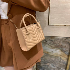 Women Embroidered Shoulder Bag Chain Small Square Bag