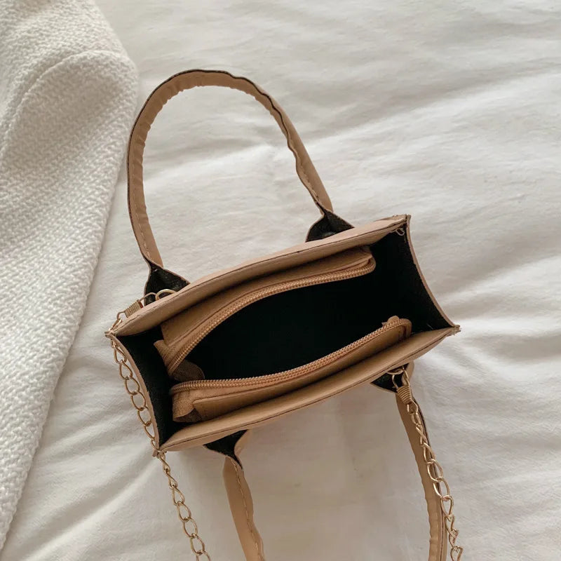 Women Embroidered Shoulder Bag Chain Small Square Bag