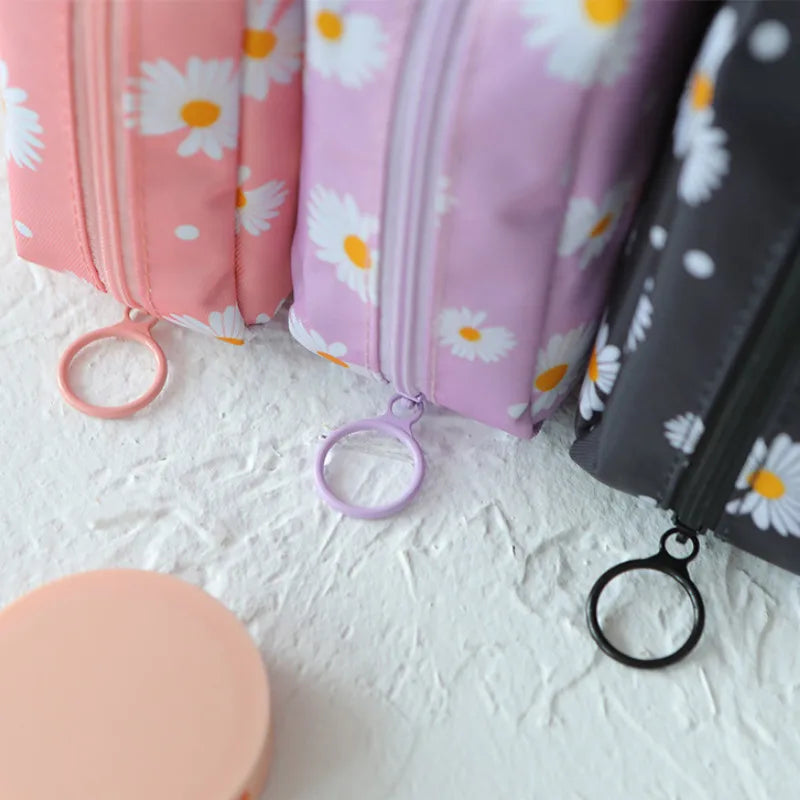 Women Tampon Daisy Storage Bag Sanitary Pad Pouch Napkin Cosmetic Bags Organizer
