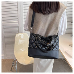 Women Top-Handle Bag Retro PU Splicing Quilted Winter Lattice Shoulder Bag