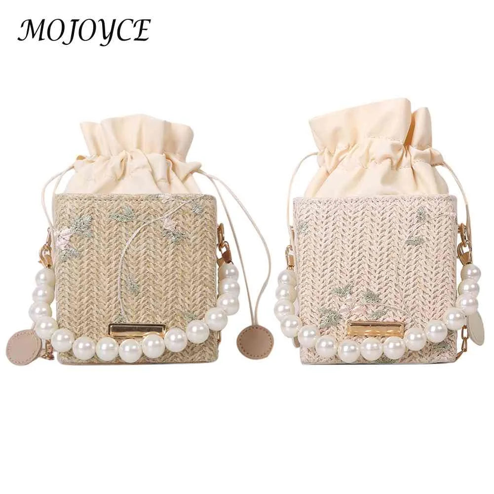 Women Straw Beach Shoulder Bags Hand-Woven Fashionable Handbags