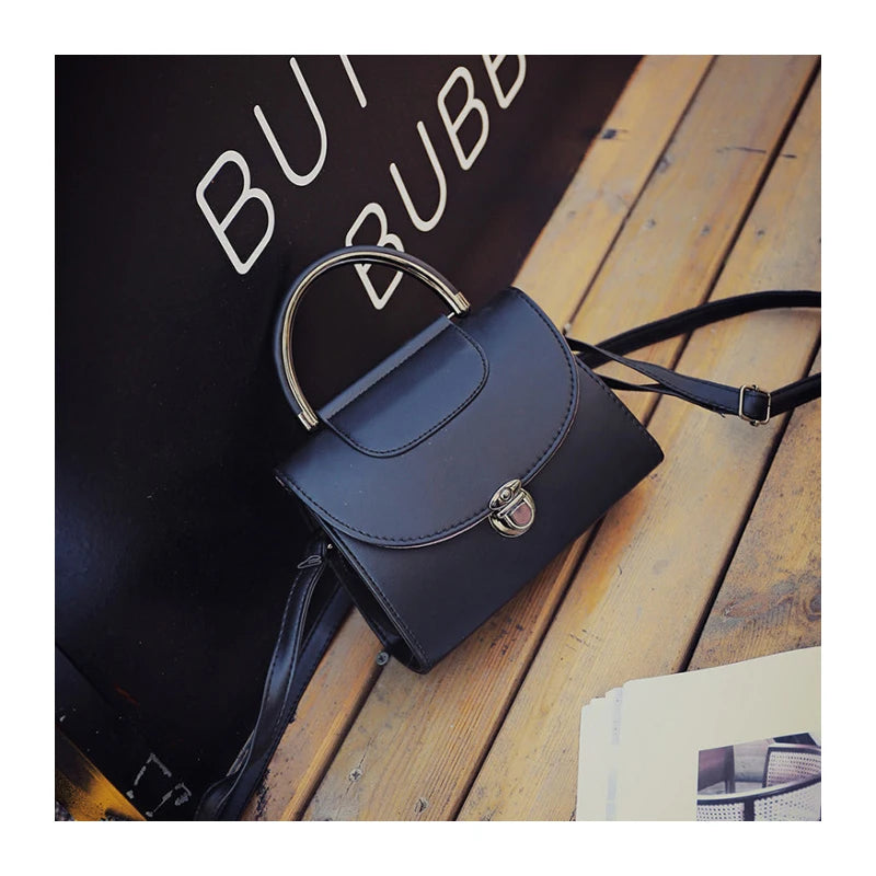 Women's Small Square Bag Retro Shoulder Handbag