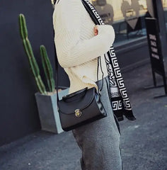 Women's Small Square Bag Retro Shoulder Handbag