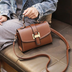 Retro Leather Shoulder Bag Women's Handbag Messenger Bag