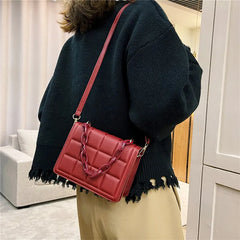 Checkered Square Bag with Acrylic Chain Decoration