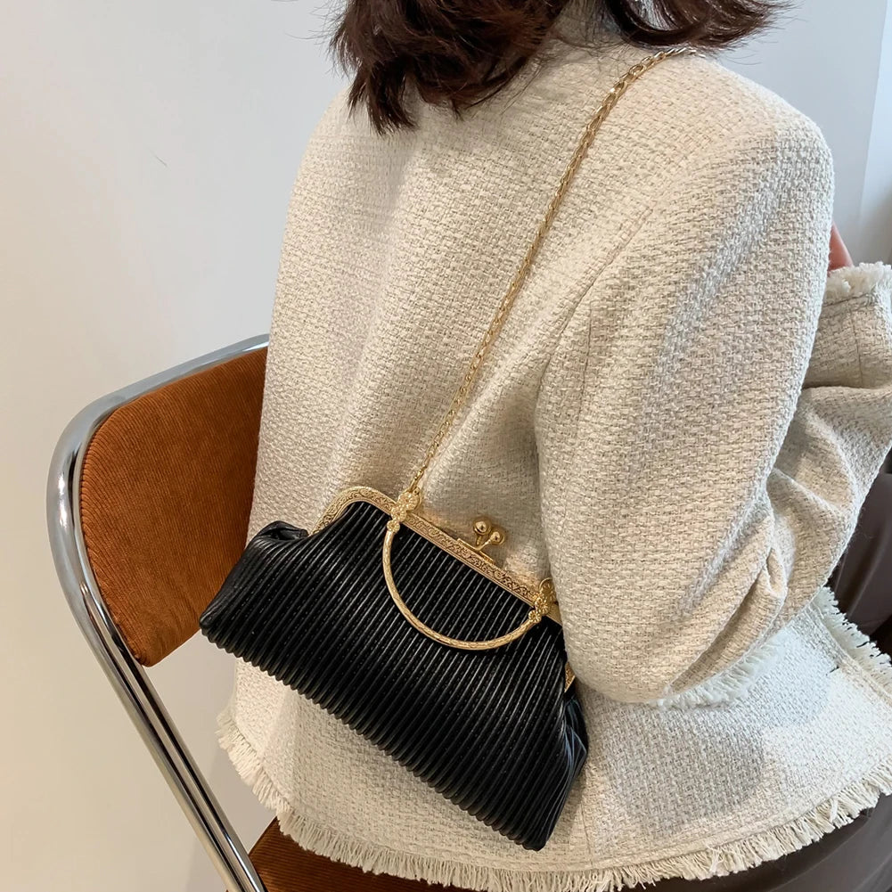 Women's Chain Shoulder Bag Small Crossbody Messenger Handbag