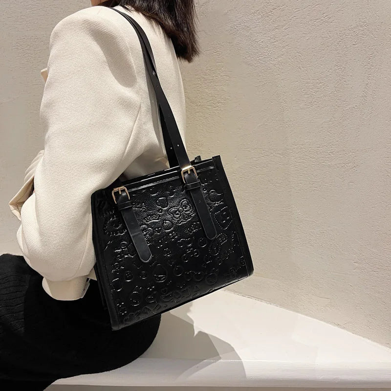 Women's Large Capacity Shoulder Tote Bag for Commuter, Autumn Simplicity Style