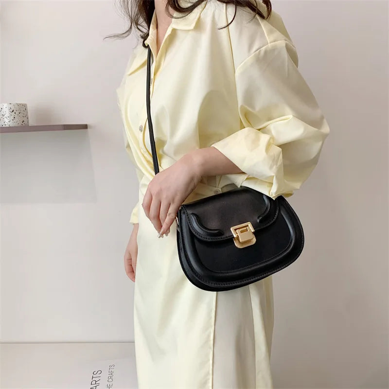 Women's Retro Bag Lock Catch Shoulder Saddle Bag