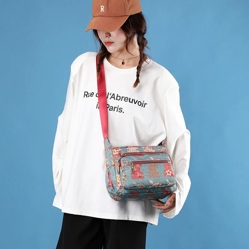 Multi-layer Large Capacity Nylon Shoulder Bag for Middle-aged Women