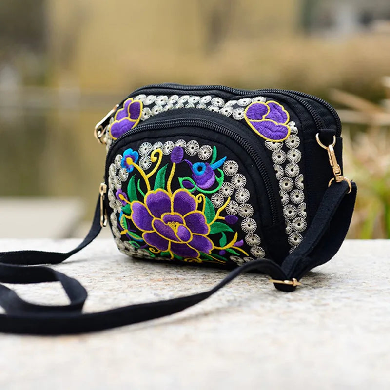 Women's National Style Flower Embroidery Canvas Shoulder Bag