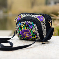 Women's National Style Flower Embroidery Canvas Shoulder Bag
