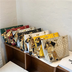 Women's Embroidered Chain One-shoulder Tote Bag