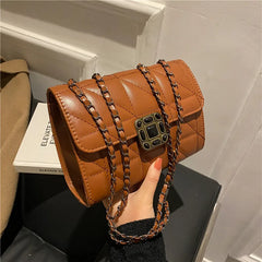 Women's Small Diamond Chain Crossbody Bag