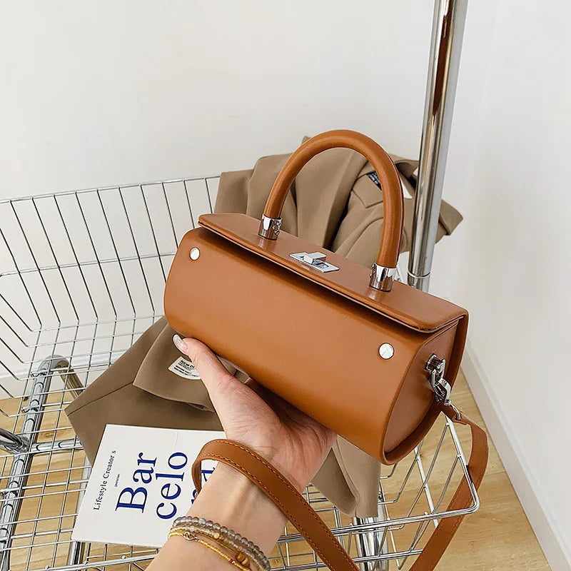 Women's Retro PU Handbag Solid Shoulder Messenger Bag