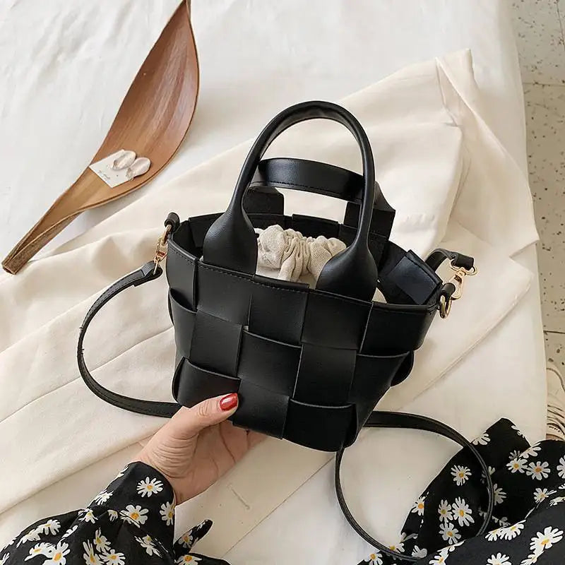 Texture Woven Bucket Shoulder Messenger Bag for Women