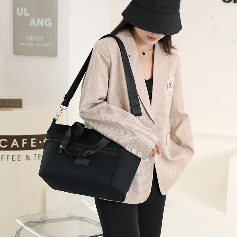 Waterproof Nylon Messenger Bag for Women - Black