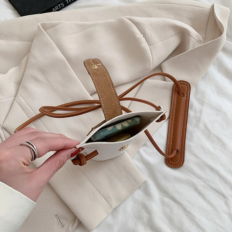 Women's Retro PU Leather Mini Crossbody Bag