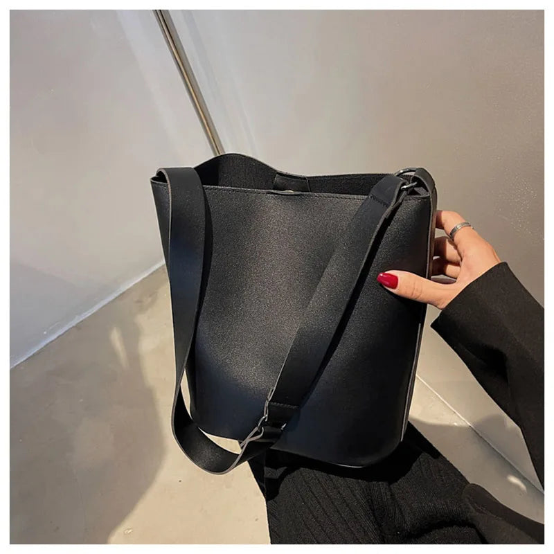 Women's One Shoulder Bags PU Leater Composite Bag Bucket Bag