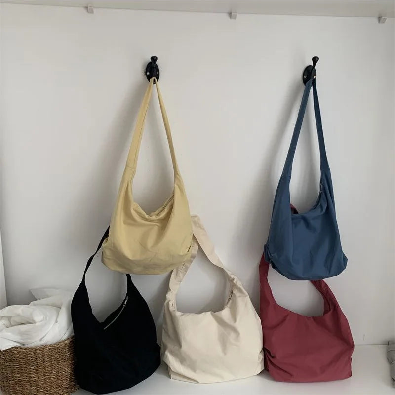 Women's One Shoulder Canvas Large Capacity Japanese Dumpling Commuting Tot Bag