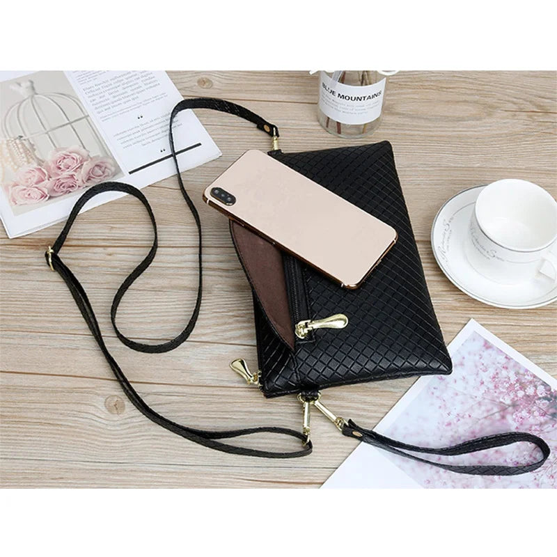 Women's Diamond Lattice Crossbody Bag with Adjustable Shoulder Strap