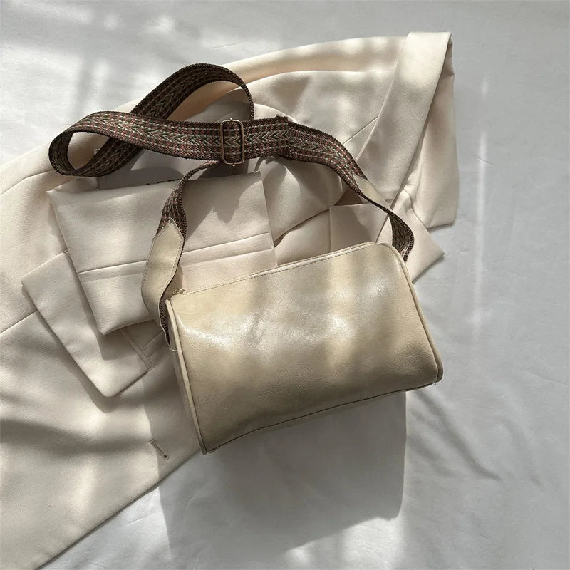 Women's Retro Small PU Crossbody Bag Wide Strap